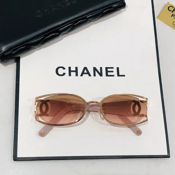 عینک آفتابی زنانه برند شنل ( CHANEL ) مدل CH4024 | ساخت کشور چین (OEM BY CHINA)