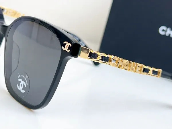 عینک آفتابی زنانه برند شنل ( CHANEL ) مدل CH0778 | ساخت کشور چین (OEM BY CHINA)