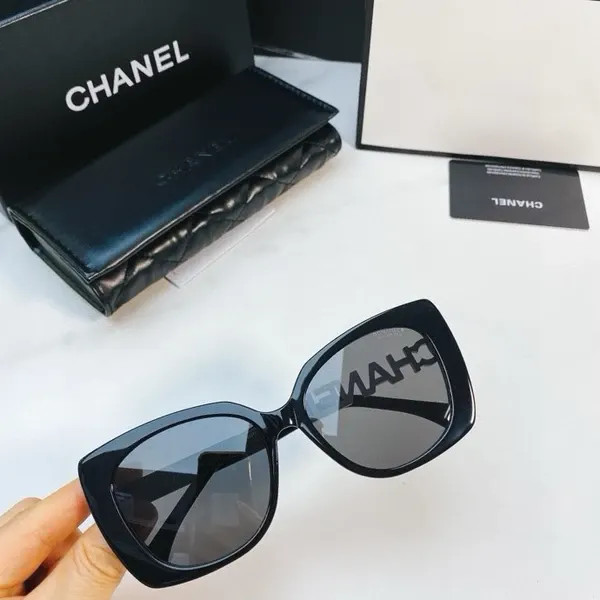 عینک آفتابی زنانه برند شنل ( CHANEL ) مدل CH5422 | ساخت کشور چین (OEM BY CHINA)